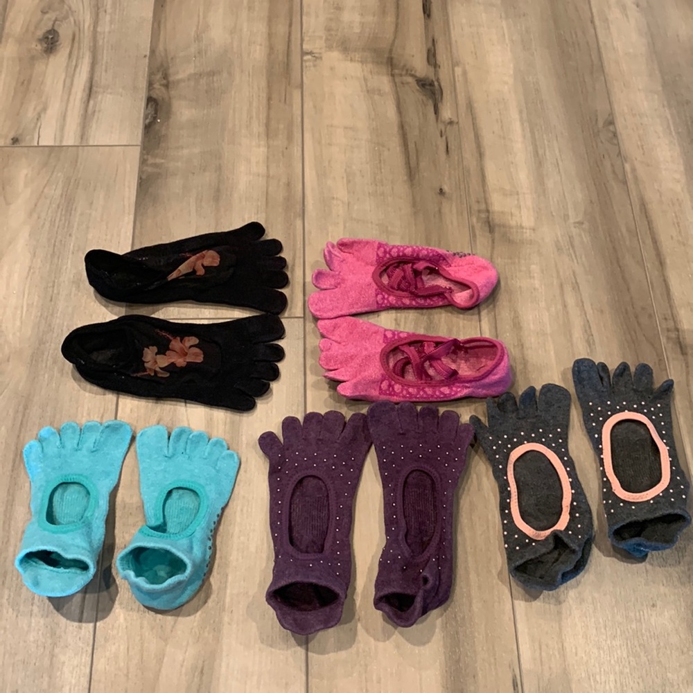 5x pair Toe Sox pilates socks